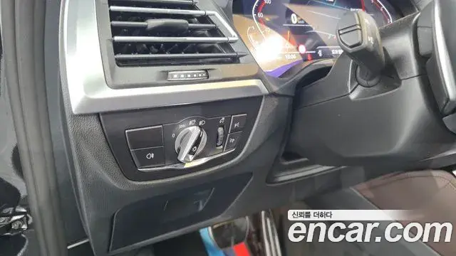 BMW X4 2024 — Şəkil 16/20
