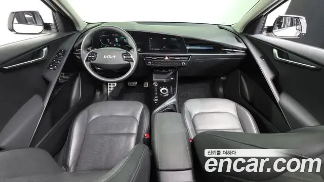 Kia Niro 2022 — ფოტო 10/20