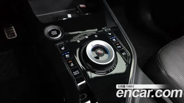 Kia Niro 2022 — ფოტო 9/20
