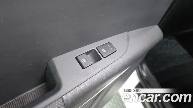 Kia Niro 2022 — ფოტო 4/20