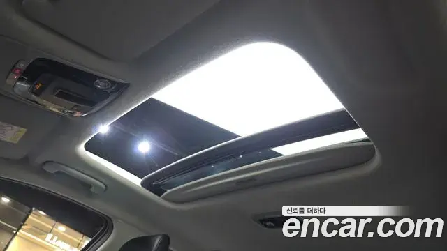 Kia Niro 2022 — ფოტო 8/20