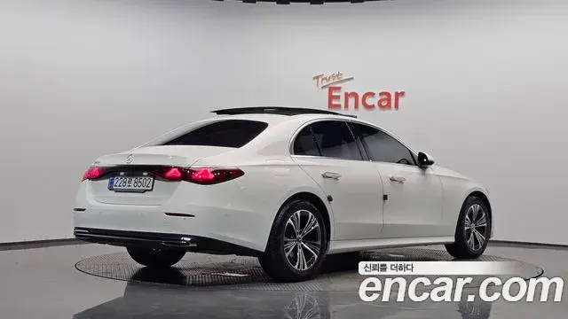Mercedes-Benz E-Class 2024 — Şəkil 2/20