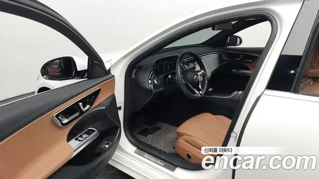 Mercedes-Benz E-Class 2024 — Şəkil 10/20