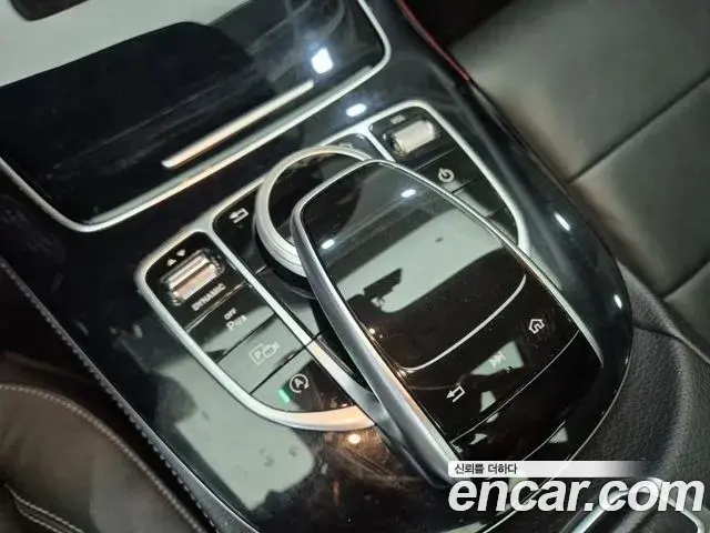Mercedes-Benz E-Class 2018 — Photo 19/20