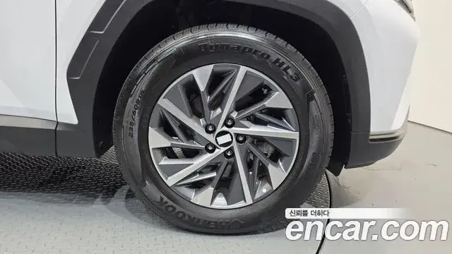 Hyundai The New Tucson 2023 — Фото 5/20