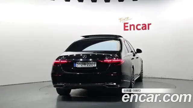 Mercedes-Benz S-Class 2022 — Фото 4/20