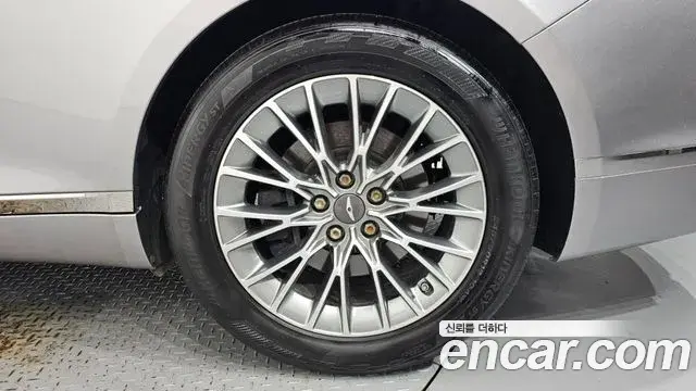 Genesis G80 2022 — Şəkil 15/38