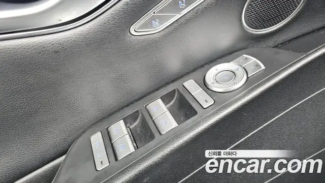 Genesis G80 2022 — Şəkil 36/38