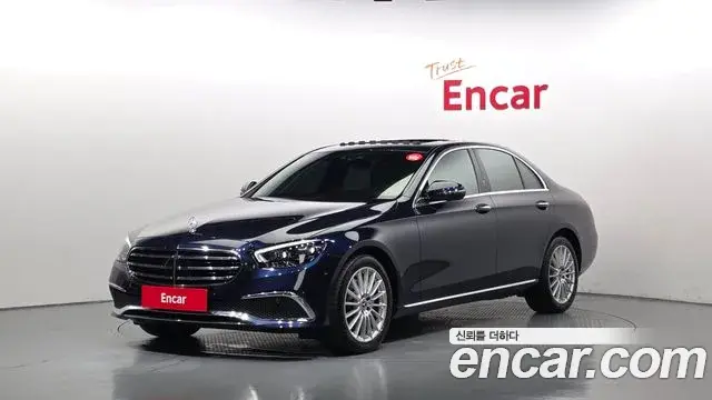 Mercedes-Benz E-Class 2021 — Фото 1/20