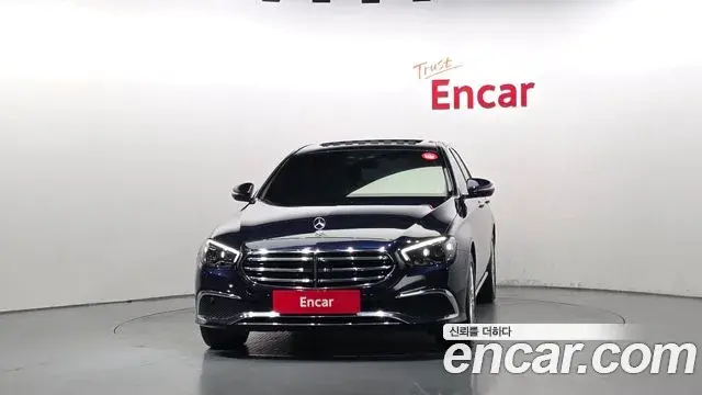 Mercedes-Benz E-Class 2021 — Фото 3/20