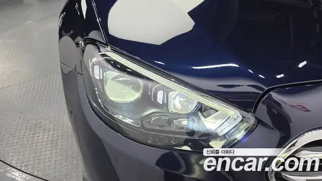 Mercedes-Benz E-Class 2021 — Şəkil 13/34