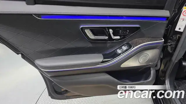 Mercedes-Benz S-Class 2021 — ფოტო 24/34