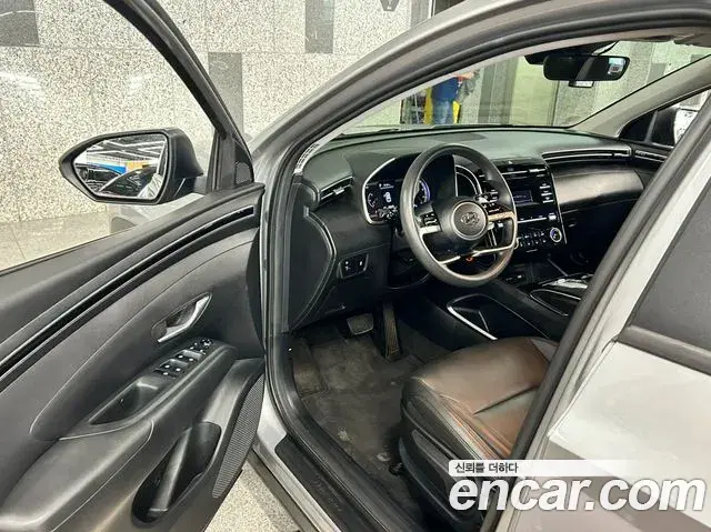 Hyundai Tucson Hybrid 2022 — Photo 2/20