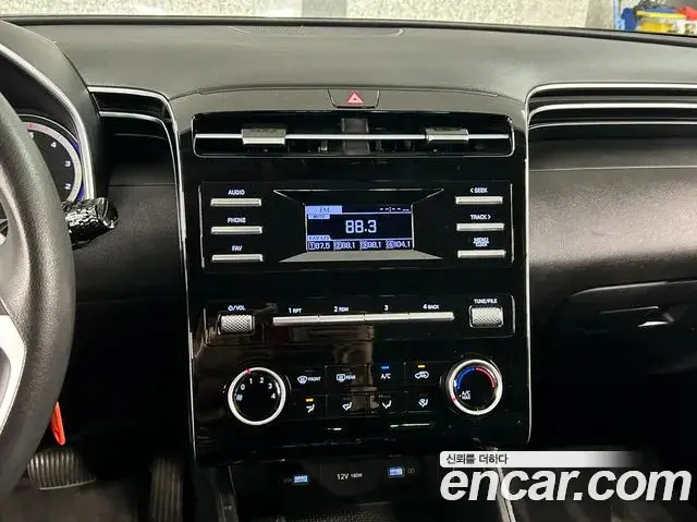 Hyundai Tucson Hybrid 2022 — Photo 4/20