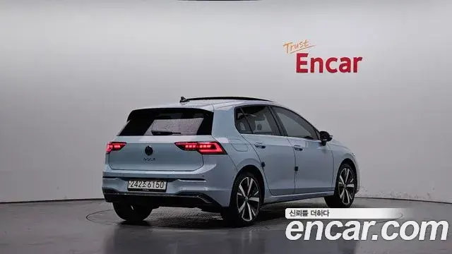 Volkswagen Golf 2025 — Şəkil 18/31