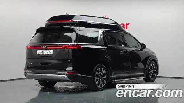 Kia Carnival 2022 — Photo 24/41