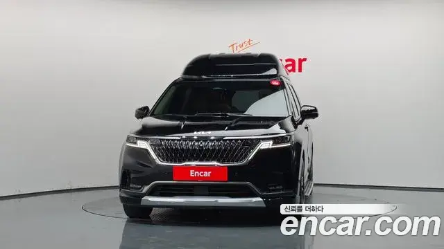 Kia Carnival 2022 — Photo 39/41