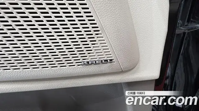 Kia Carnival 2022 — Photo 27/41