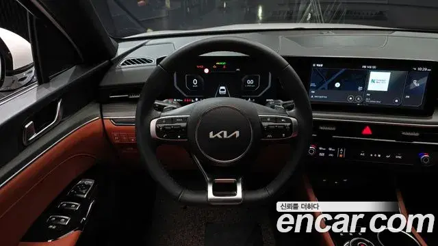 Kia K5 2024 — Şəkil 24/30