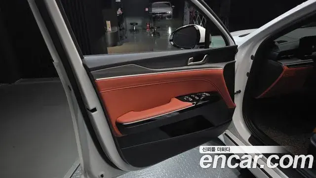 Kia K5 2024 — Şəkil 14/30