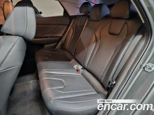 Hyundai Avante 2021 — Фото 15/20