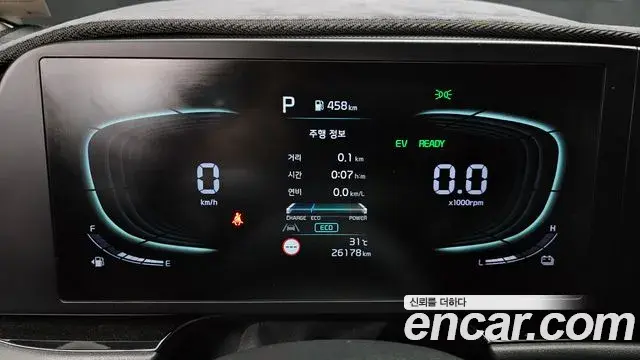 Kia Niro 2022 — Фото 8/20