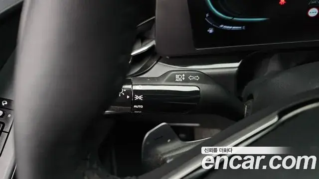 Kia Niro 2022 — Şəkil 22/31
