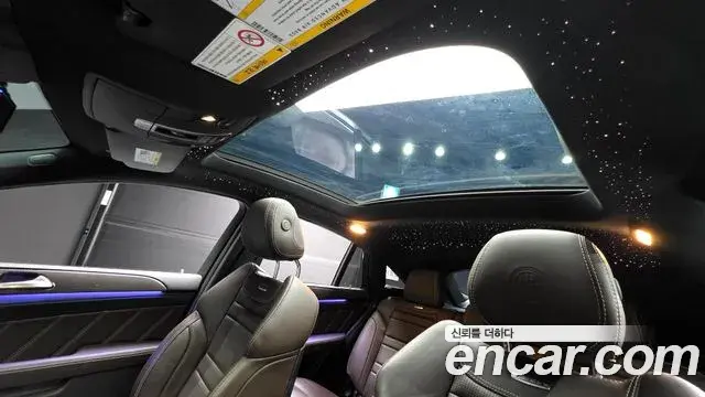 Mercedes-Benz GLE-Class 2019 — Şəkil 22/34
