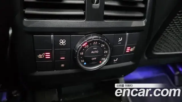 Mercedes-Benz GLE-Class 2019 — Şəkil 7/34