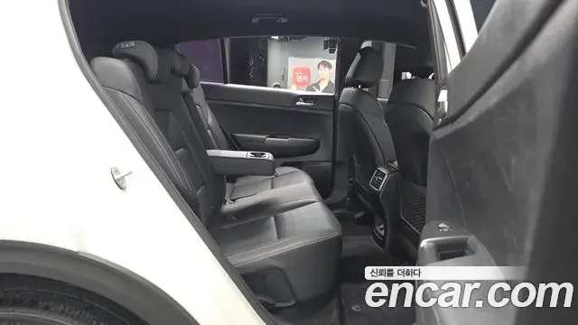Kia Sportage The Bold 2019 — Şəkil 16/20
