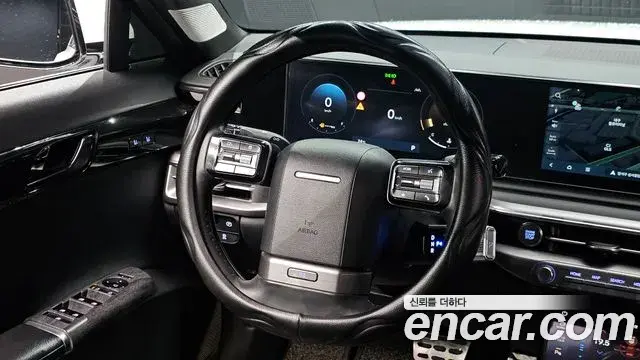 Hyundai Grandeur 2023 — Фото 13/20