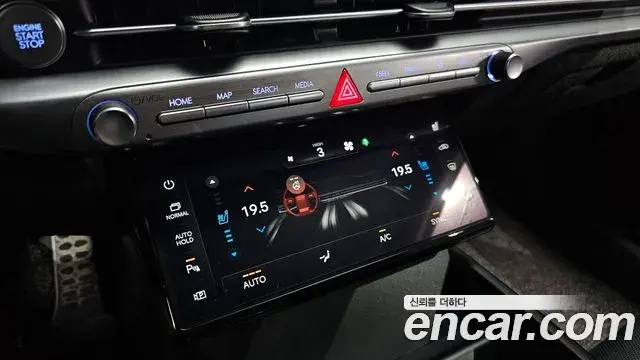 Hyundai Grandeur 2023 — Фото 17/20