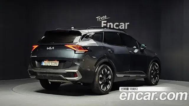 Kia Sportage 2022 — Photo 5/20