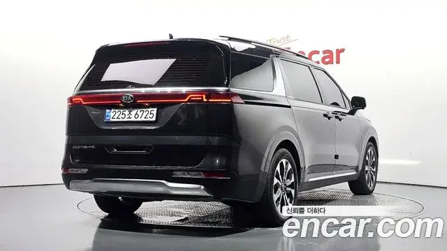 Kia Carnival 2020 — Фото 2/20