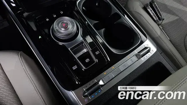 Kia Carnival 2020 — Фото 9/20