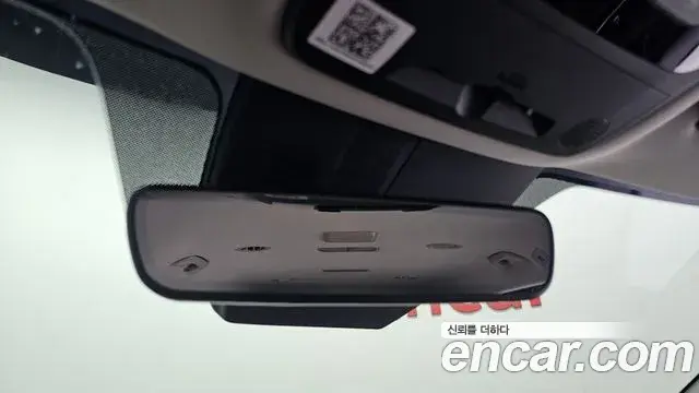 Kia Carnival 2020 — ფოტო 24/35