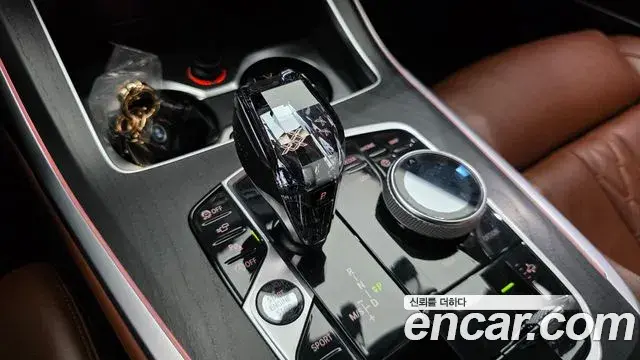 BMW X7 2020 — ფოტო 6/41