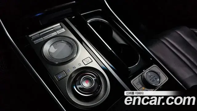 Genesis GV80 2020 — Photo 2/30