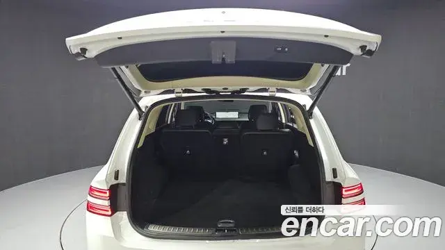 Genesis GV80 2020 — Photo 15/30