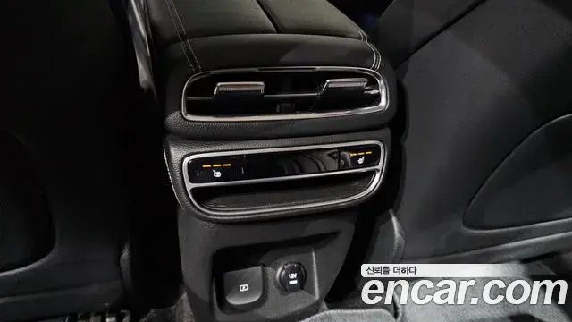 Genesis GV80 2020 — Photo 6/30