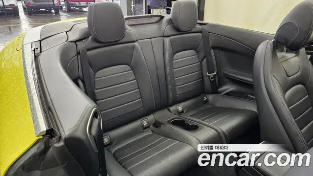 Mercedes-Benz C-Class 2020 — Photo 11/20