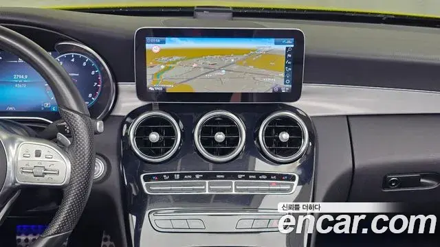 Mercedes-Benz C-Class 2020 — Photo 15/20