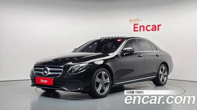 Mercedes-Benz E-Class 2018 — Фото 1/20
