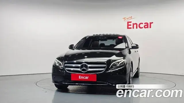 Mercedes-Benz E-Class 2018 — Фото 3/20