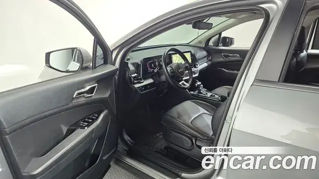 Kia Sportage 2022 — Фото 10/20