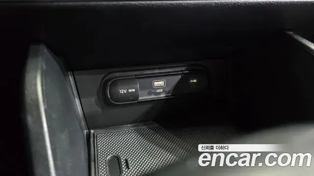 Kia Sportage 2022 — Фото 12/20