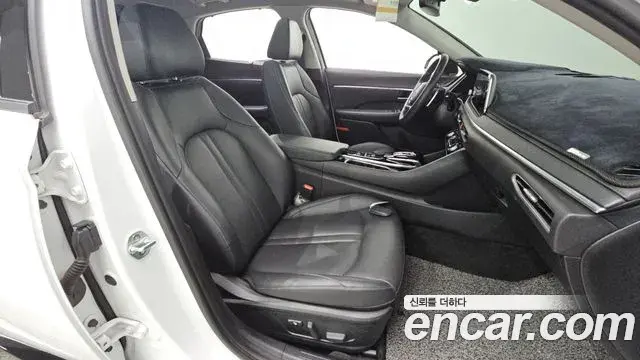 Hyundai Sonata 2019 — Фото 11/20