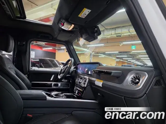 Mercedes-Benz G-Class 2021 — ფოტო 2/20