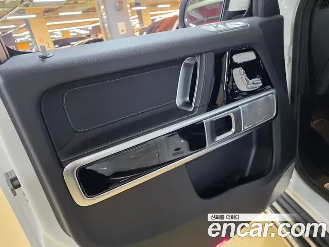 Mercedes-Benz G-Class 2021 — ფოტო 8/20