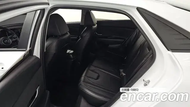Hyundai Avante 2022 — Фото 11/20